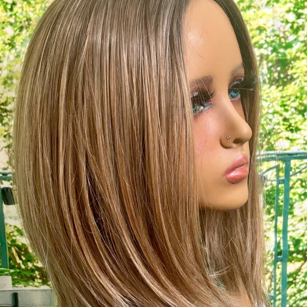 Stylish Brown Ombre Wig - Picture 6 of 6
